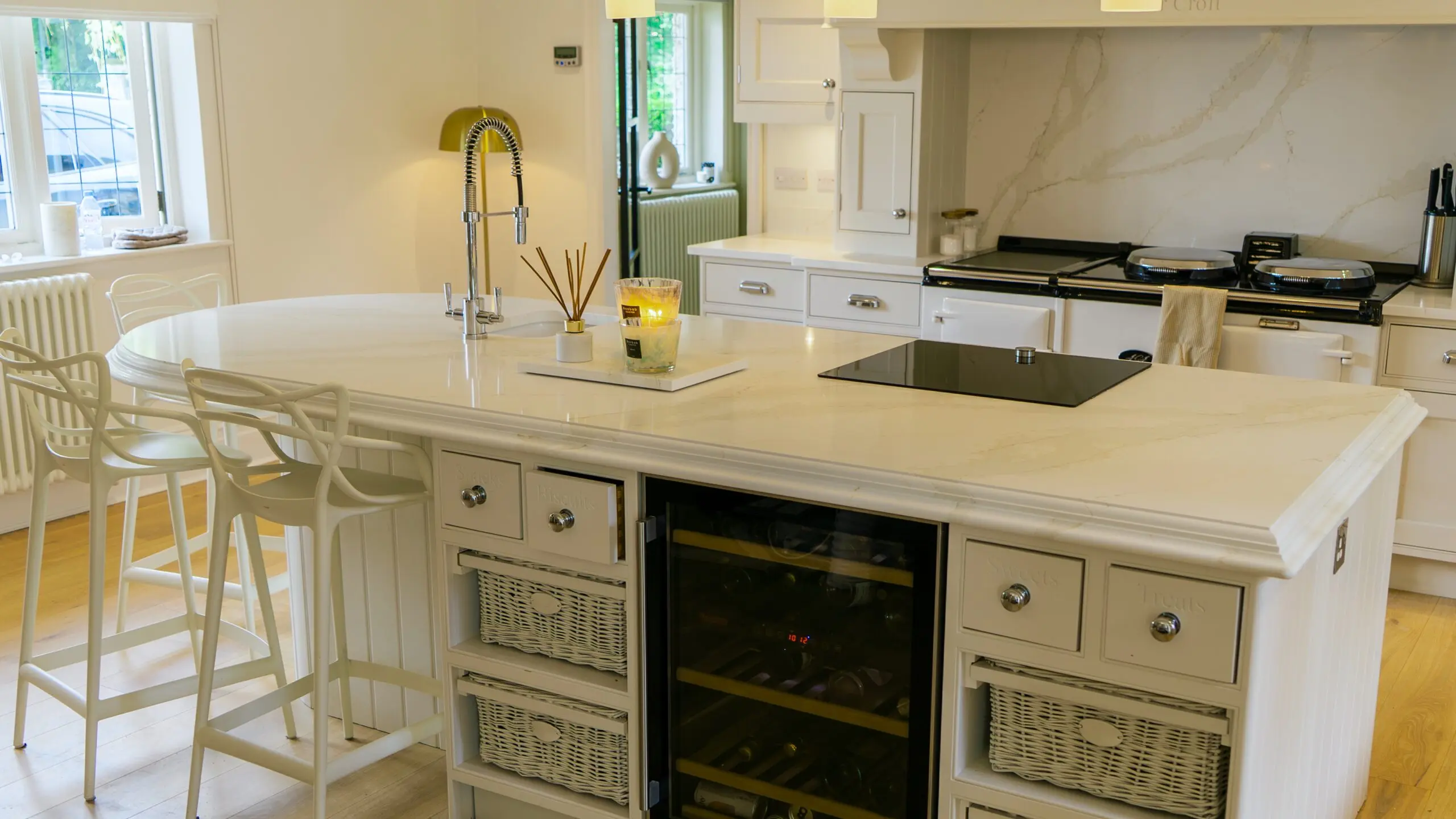 A Stunning Knutsford Kitchen Renovation with Calacatta Imperial Quartz Worktops